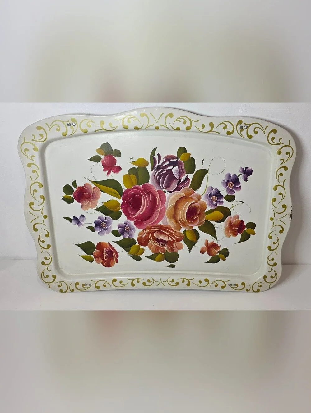 ⭐️ Vintage Tin Tray TV Table Top